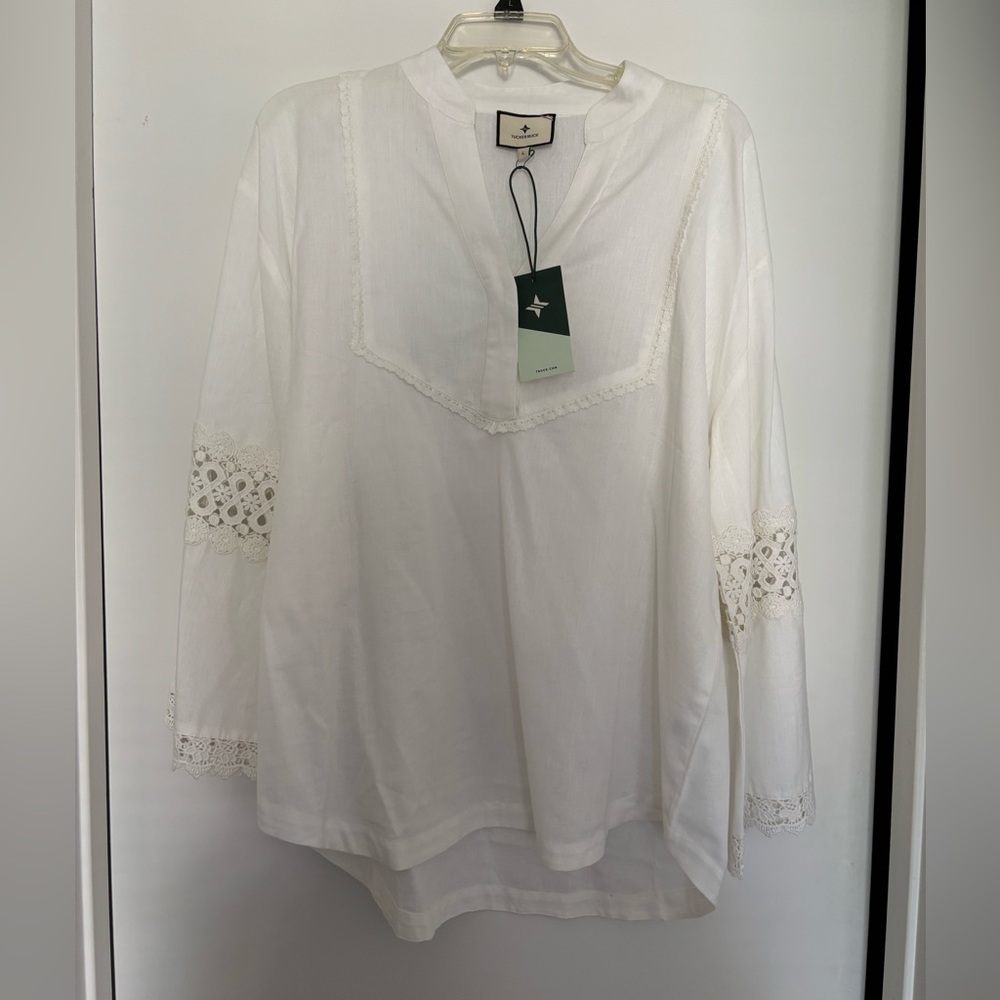 Tuckernuck White Lace Sleeve Women's Blouse - Picture 2 of 4